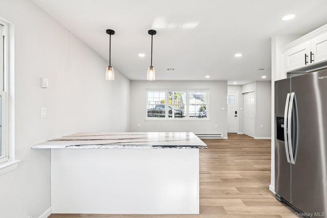 195 Canterbury Drive, Ridge, NY 11961