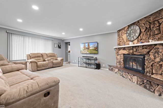 10206 S State Road, Goodrich, MI 48438