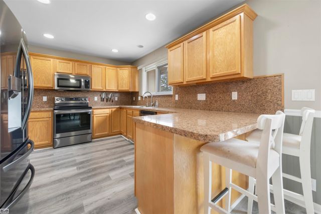 10206 S State Road, Goodrich, MI 48438