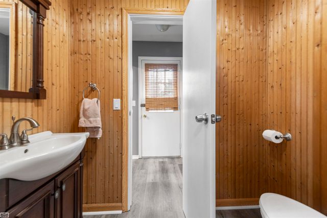 10206 S State Road, Goodrich, MI 48438