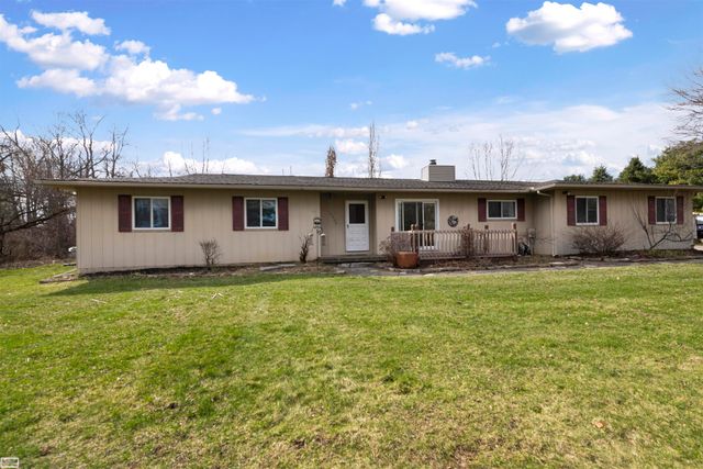 10206 S State Road, Goodrich, MI 48438