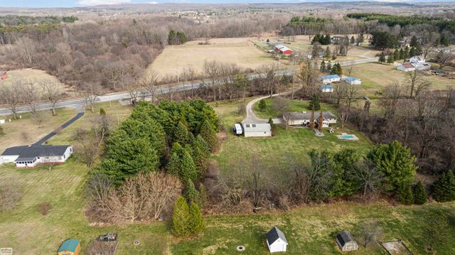 10206 S State Road, Goodrich, MI 48438