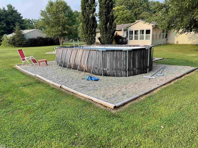 10206 S State Road, Goodrich, MI 48438