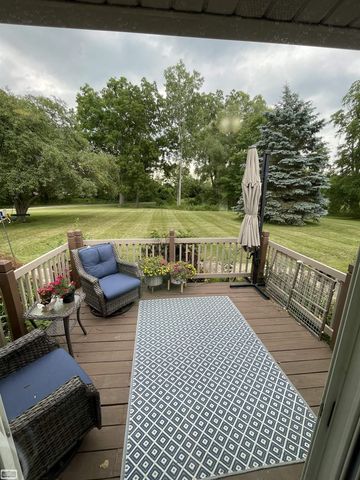 10206 S State Road, Goodrich, MI 48438