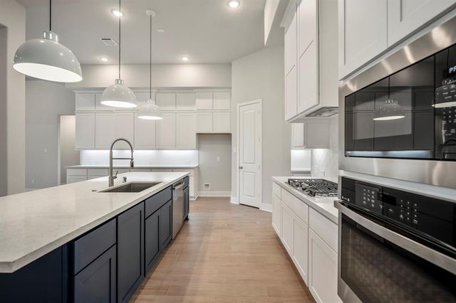 320 Magnolia Bloom Court, Willis, TX 77318