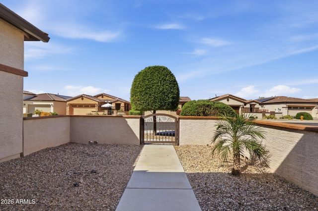 17881 W SILVER FOX Way, Goodyear, AZ 85338