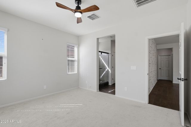 17881 W SILVER FOX Way, Goodyear, AZ 85338