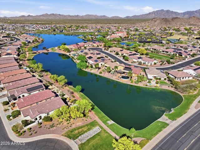 17881 W SILVER FOX Way, Goodyear, AZ 85338