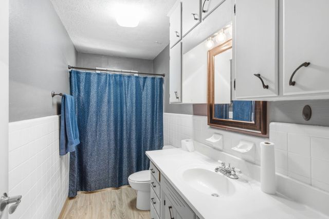 1009 AGAIN ST, Columbia, MO 65203