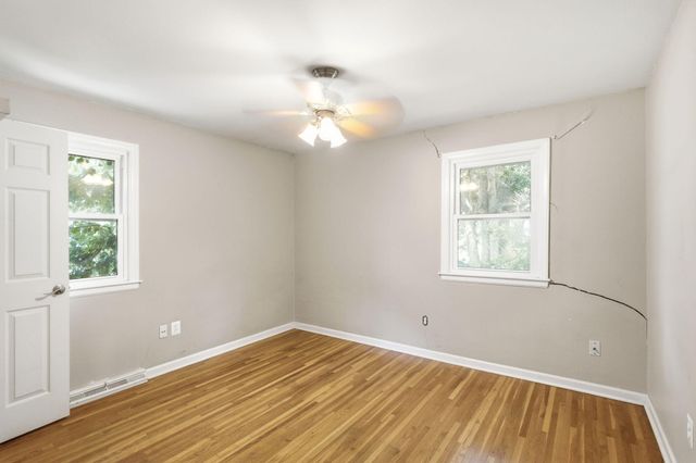 1009 AGAIN ST, Columbia, MO 65203