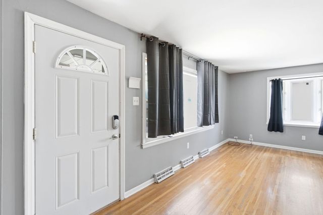 1009 AGAIN ST, Columbia, MO 65203