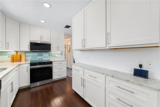 919 Landsdowne Drive, Sebastian, FL 32958