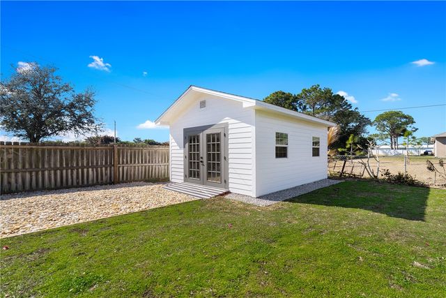 919 Landsdowne Drive, Sebastian, FL 32958