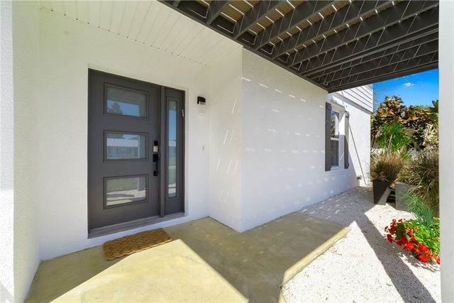 919 Landsdowne Drive, Sebastian, FL 32958