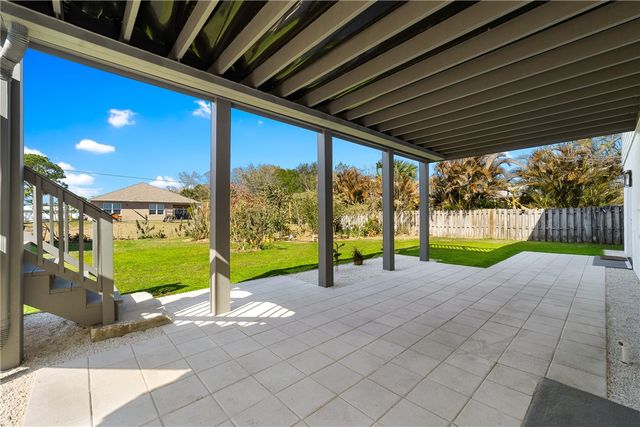 919 Landsdowne Drive, Sebastian, FL 32958