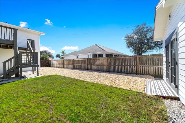 919 Landsdowne Drive, Sebastian, FL 32958