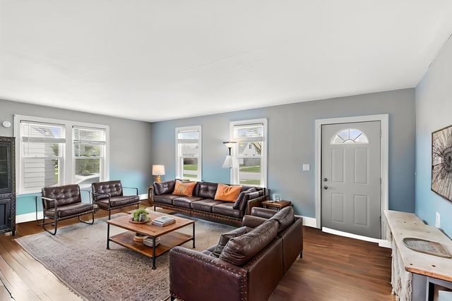 2107 Eshcol Avenue, Zion, IL 60099