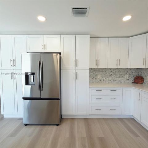 601 NE 1st St, Pompano Beach, FL 33060