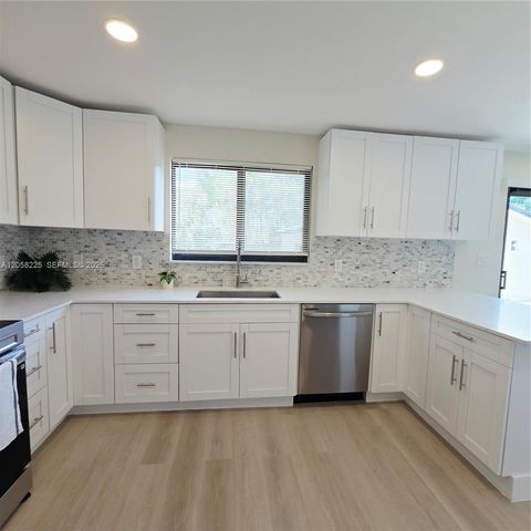 601 NE 1st St, Pompano Beach, FL 33060
