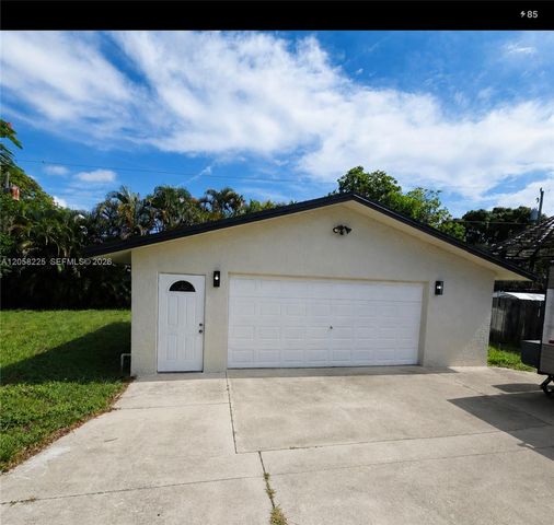 601 NE 1st St, Pompano Beach, FL 33060