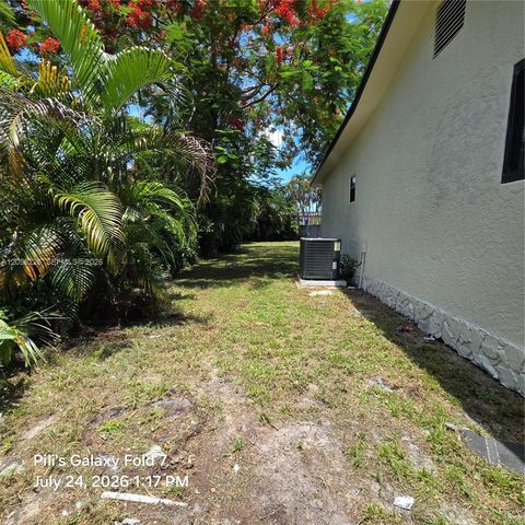 601 NE 1st St, Pompano Beach, FL 33060