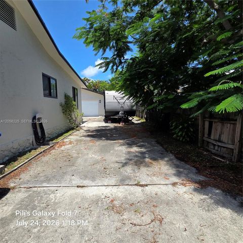 601 NE 1st St, Pompano Beach, FL 33060
