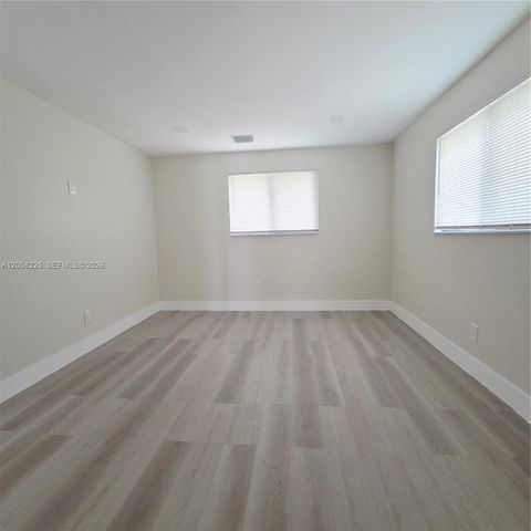 601 NE 1st St, Pompano Beach, FL 33060