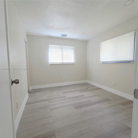 601 NE 1st St, Pompano Beach, FL 33060