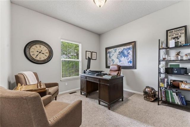 19712 E 6th Street North Street, Independence, MO 64056
