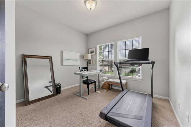 19712 E 6th Street North Street, Independence, MO 64056