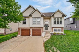19712 E 6th Street North Street, Independence, MO 64056