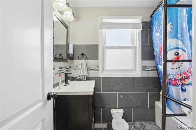 3103 Ewald Circle, Detroit, MI 48238