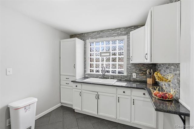 3103 Ewald Circle, Detroit, MI 48238