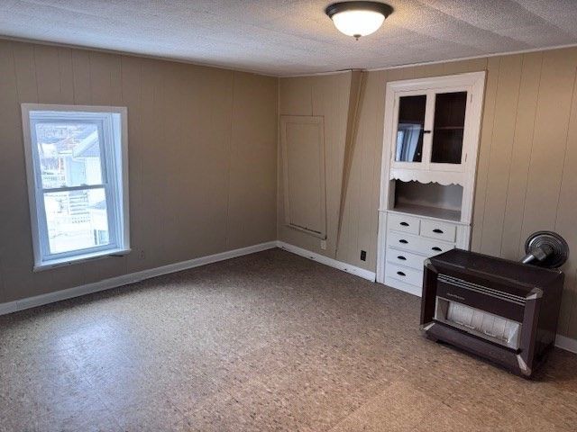 308 Plantation St 3, Worcester, MA 01604