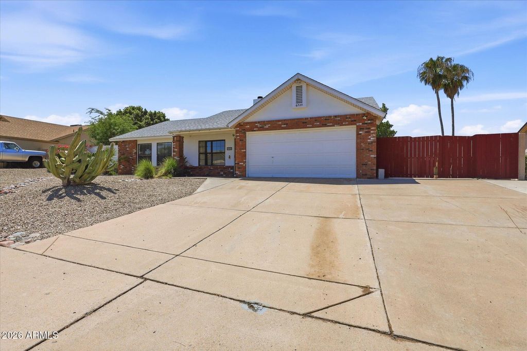 6723 E IVYGLEN Street, Mesa, AZ 85205 — photo 2