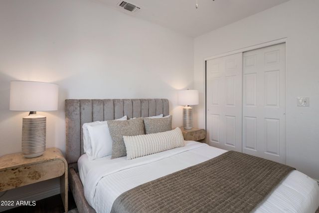 5408 E KELTON Lane, Scottsdale, AZ 85254