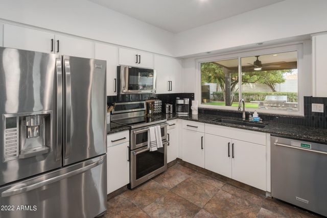 5408 E KELTON Lane, Scottsdale, AZ 85254