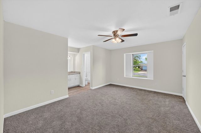 3200 S Meadow Drive, Fort Worth, TX 76133