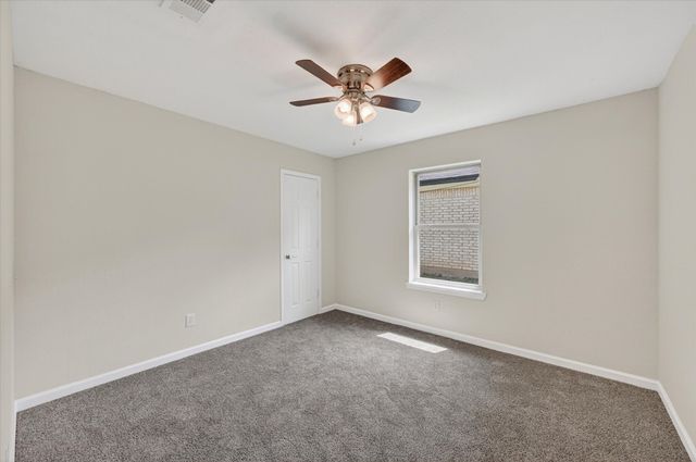 3200 S Meadow Drive, Fort Worth, TX 76133
