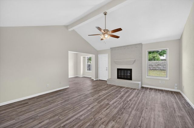 3200 S Meadow Drive, Fort Worth, TX 76133