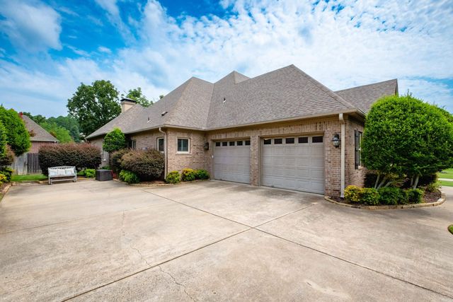 10 Courts Drive, Little Rock, AR 72223