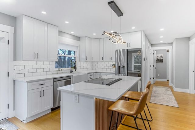 7 Copeland Court, Greenville, SC 29607