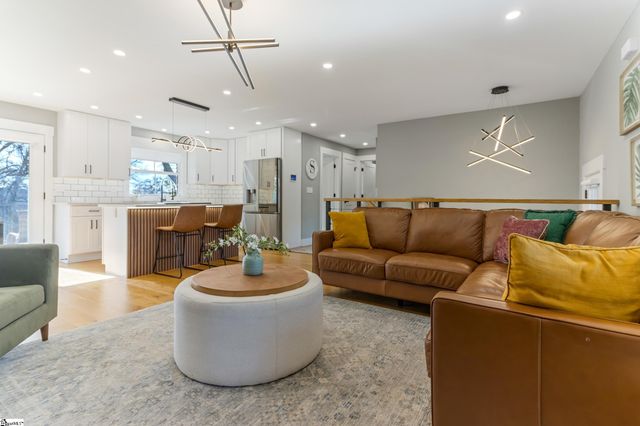 7 Copeland Court, Greenville, SC 29607