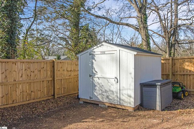 7 Copeland Court, Greenville, SC 29607