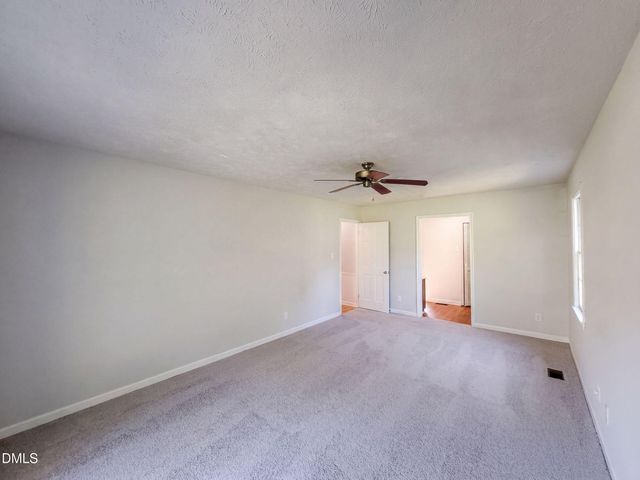 2337 Rolling Hill Road, Fayetteville, NC 28304