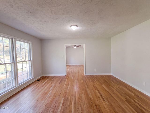 2337 Rolling Hill Road, Fayetteville, NC 28304