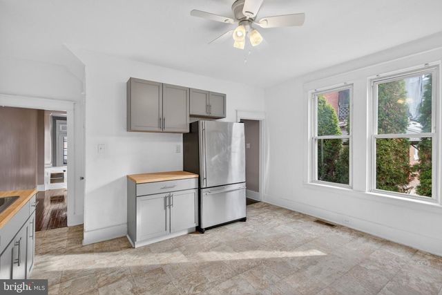 202 S MAIN ST, Red Lion, PA 17356