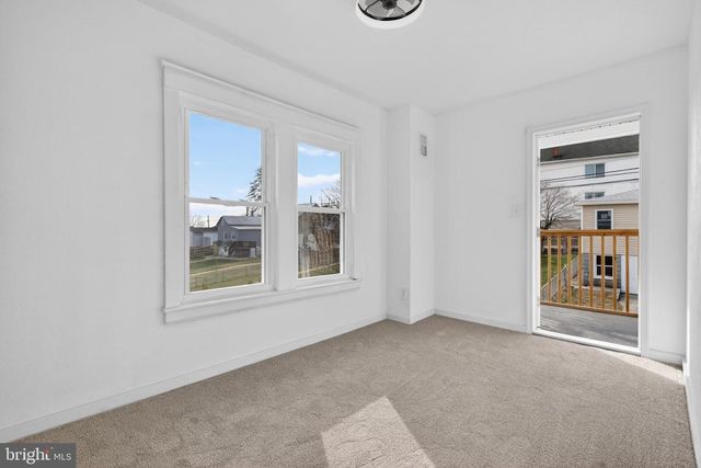 202 S MAIN ST, Red Lion, PA 17356