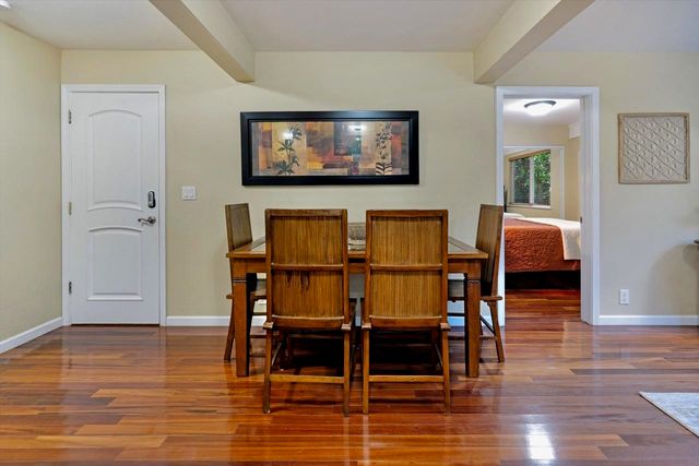 1115 Pookela Rd, Makawao, HI 96768