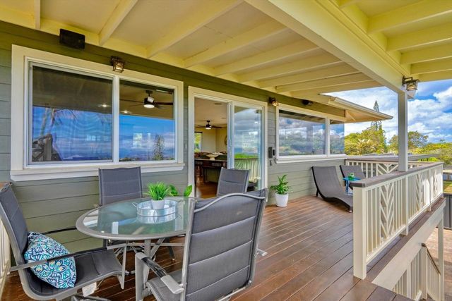 1115 Pookela Rd, Makawao, HI 96768